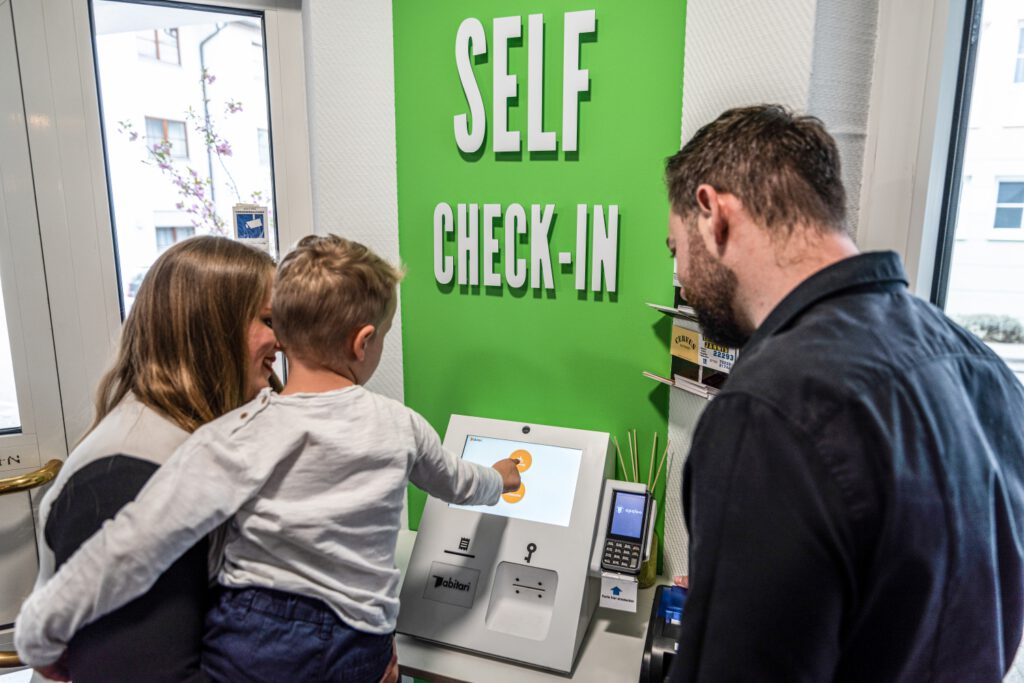 Hotel-Princess-Plochingen-Familie-1-1500x1000